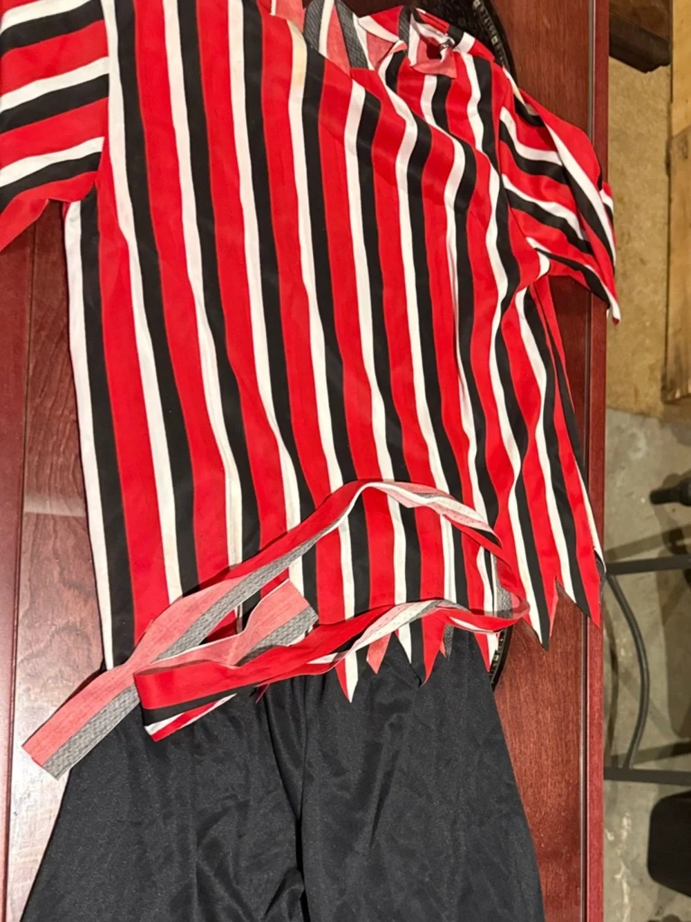 Kids pirate Halloween costume